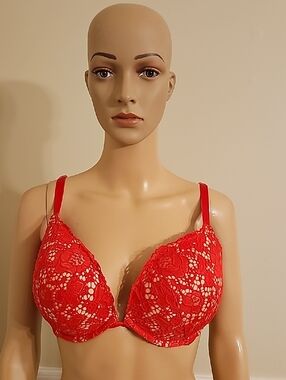Victoria's Secret Sexy Red Lace Push-Up Bra